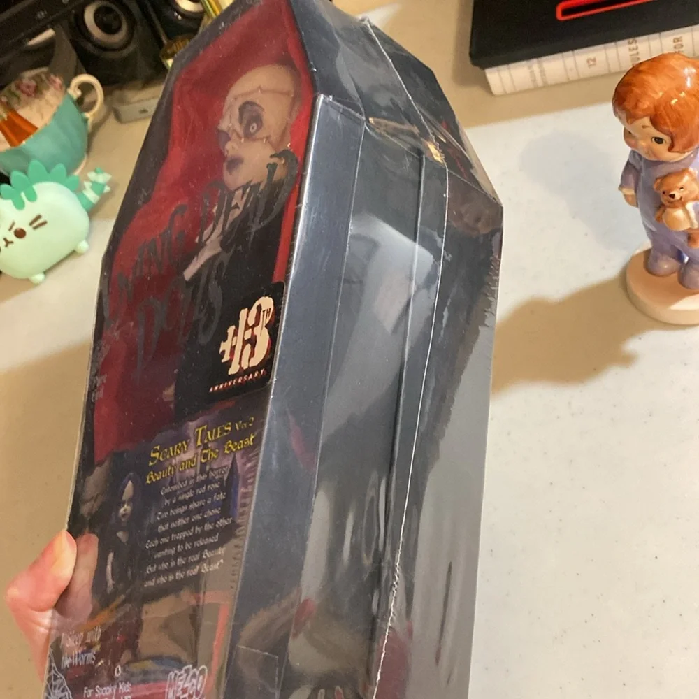 Living Dead Dolls Scary Tales Vol. 2 Beauty and the Beast